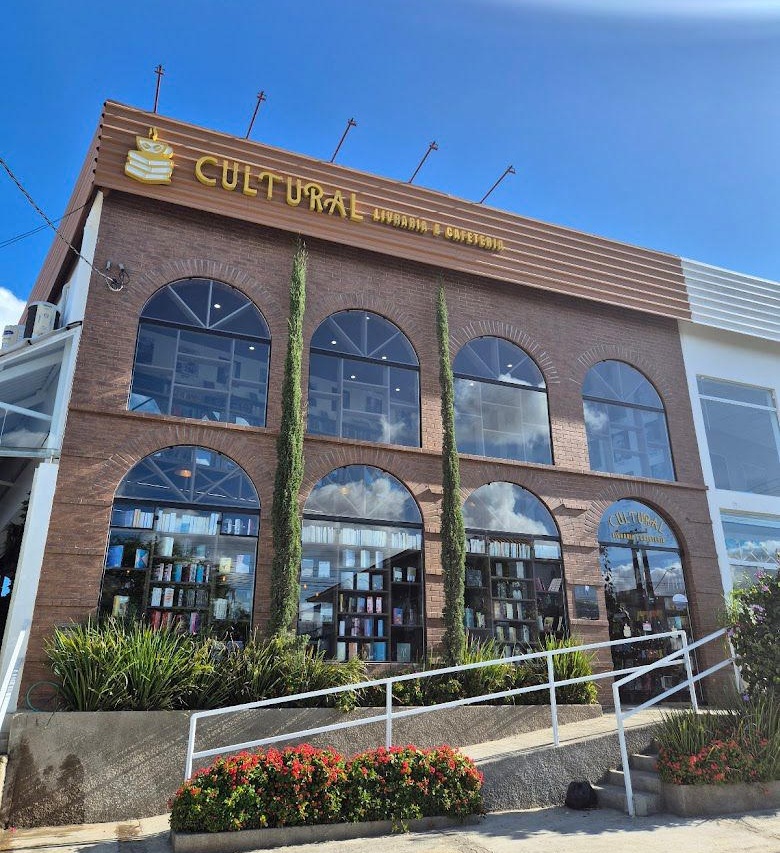 Cultural Livraria marca presença com stand no Intercom Nordeste